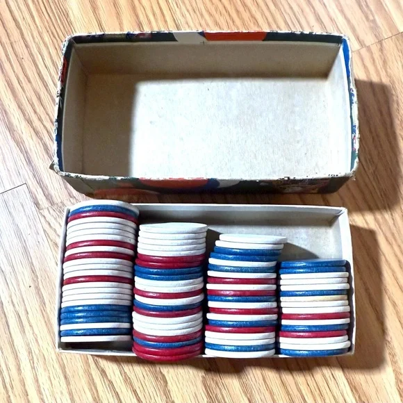 72 Vintage Wooden Casino PLA-M-WEL Poker Chips - Picture 4 of 6